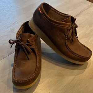 Clarks Tan Leather Chukka Boots for Men